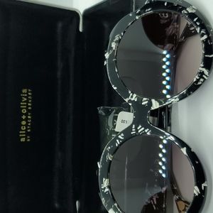 Alice & Olivia Sunnies